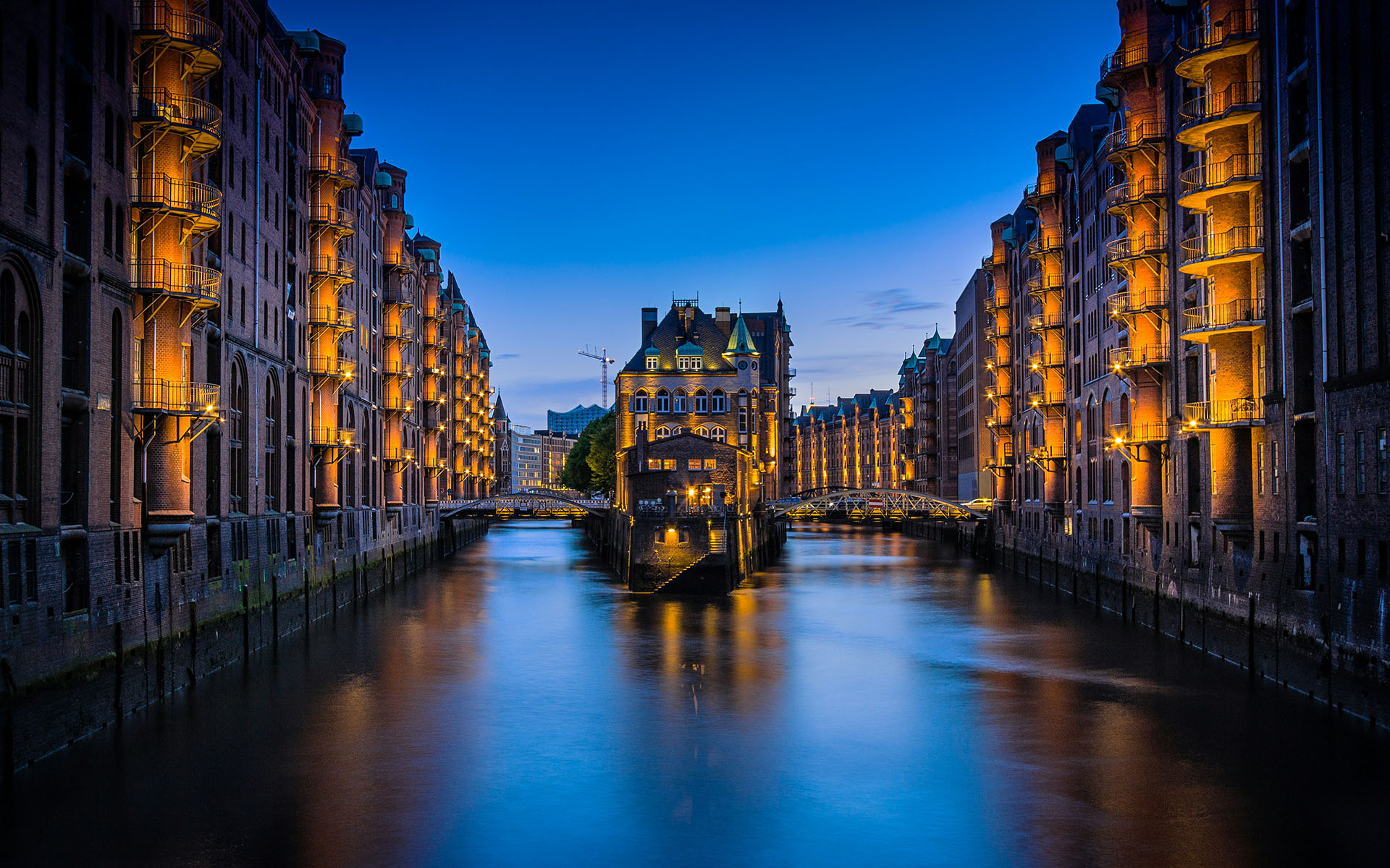 Location Hamburg Hero