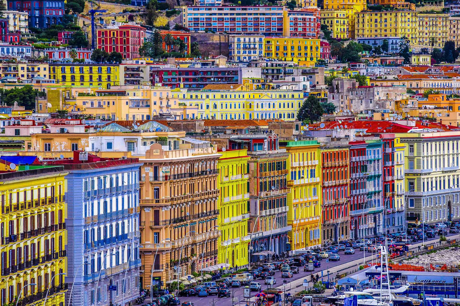 Location Naples Hero